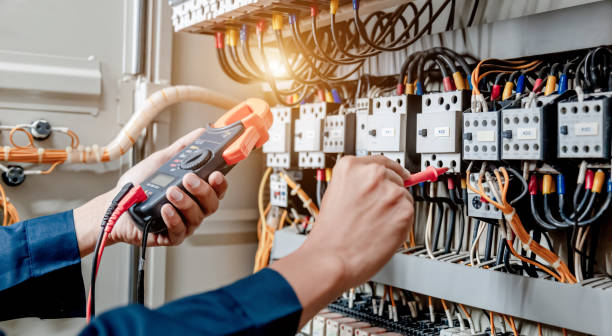 Best Local Electrician Companies  in Lake Bluff, IL